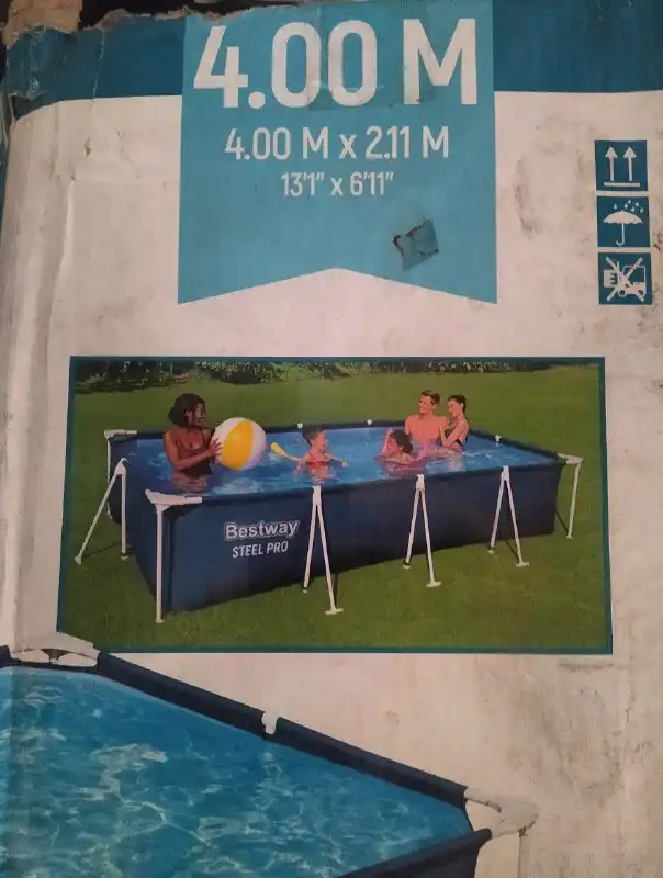Продам каркасный бассейн Bestway Steel Pro 400x211x81 см - Бассейны (Хобби и отдых) в Хомутово