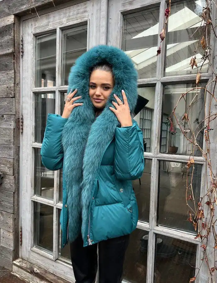 Пуховики с гусиным пухом и съемным мехом разных размеров - Верхняя одежда (Одежда) в Иркутская область