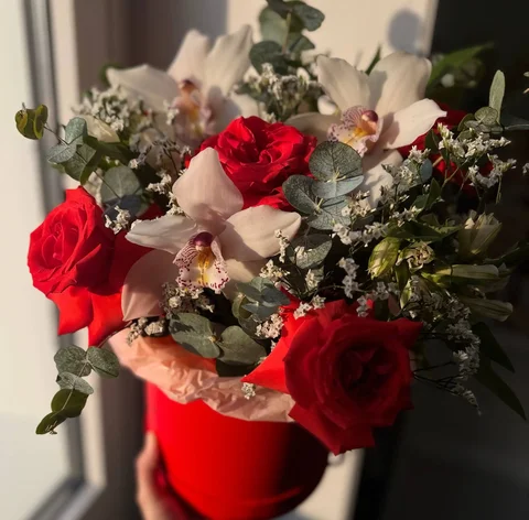 Магазин цветов SALNa в Тельме - Аренда гаража в Тельма