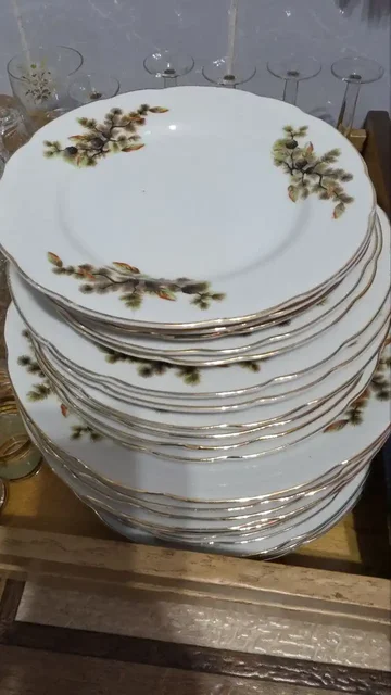 Продажа винтажных тарелок - Барахолка в Иркутская область