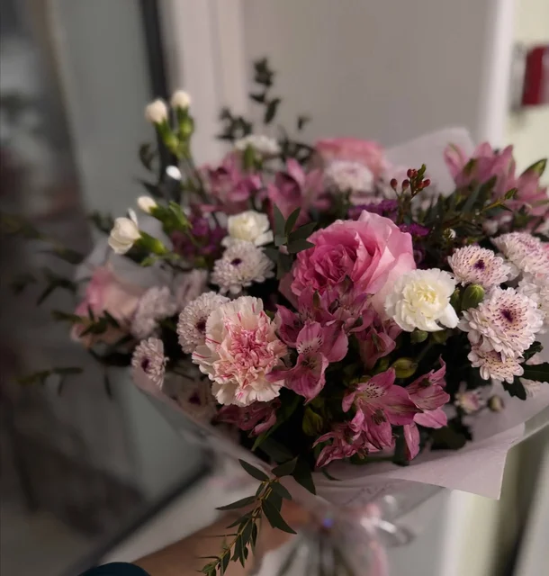 Букеты ко Дню святого Валентина в магазине Цветы-SAlNa - Строительные и отделочные работы в Тельма