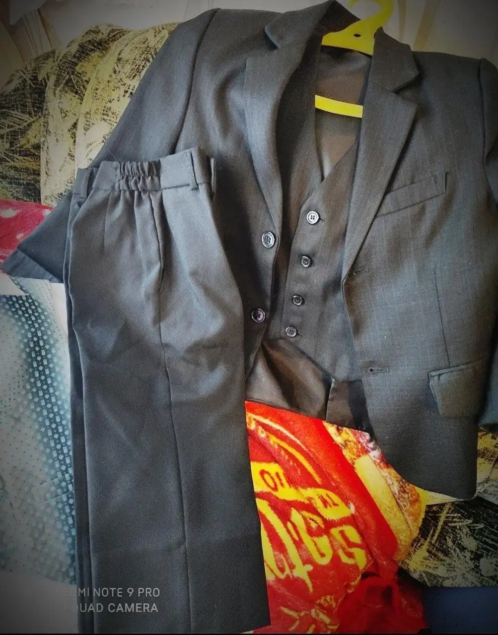 Костюм ТРОЙКА для мальчика 7-9 лет - Детская одежда (Одежда) в Неизвестно