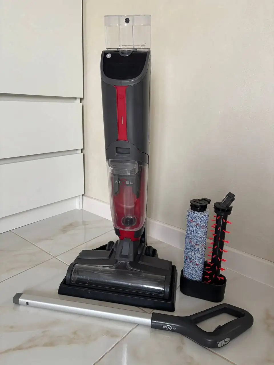 Продам моющий вертикальный беспроводной пылесос Atvel f16 pro - Для дома и дачи в Иркутская область