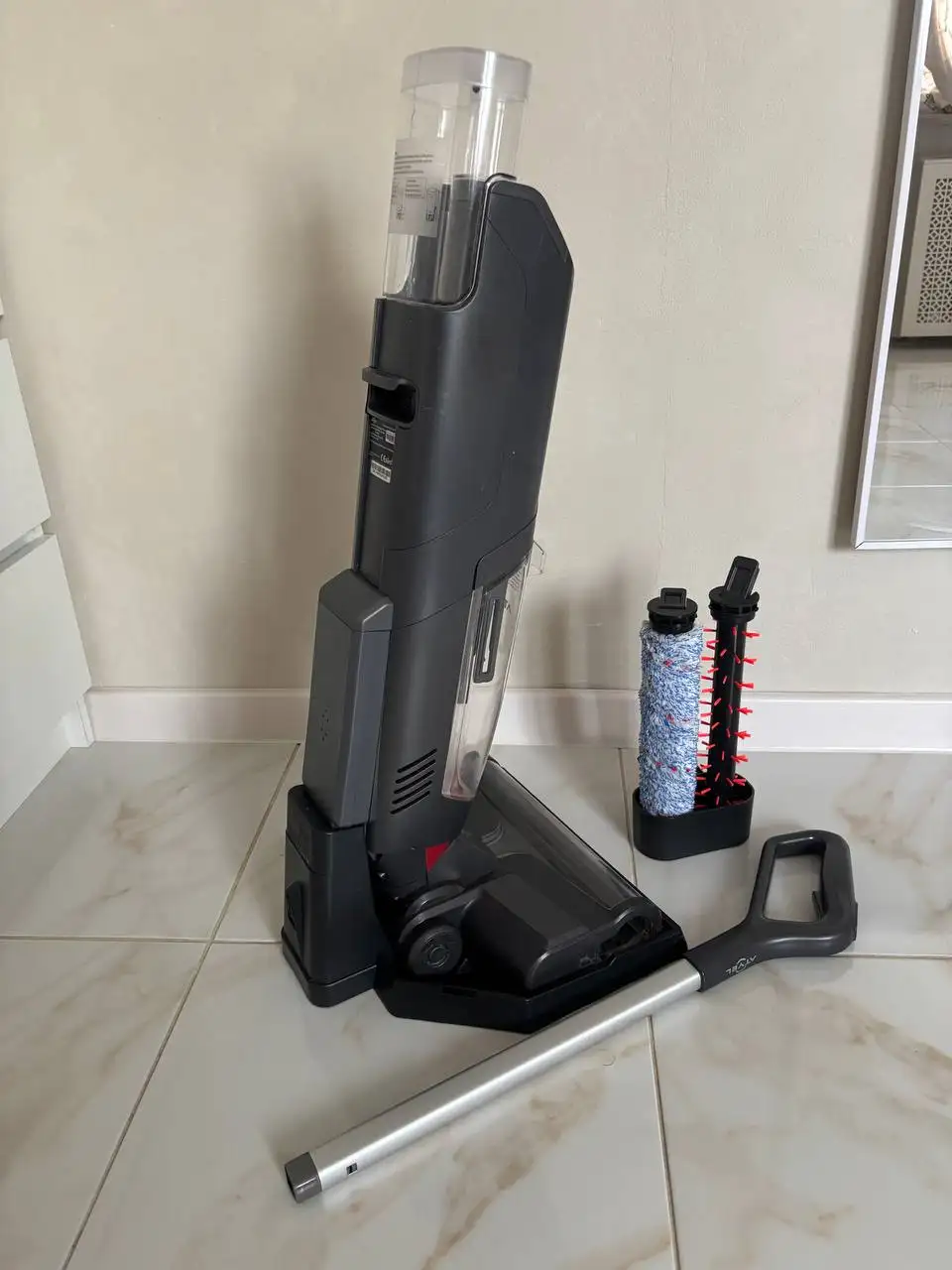 Продам моющий вертикальный беспроводной пылесос Atvel f16 pro - Для дома и дачи в Иркутская область