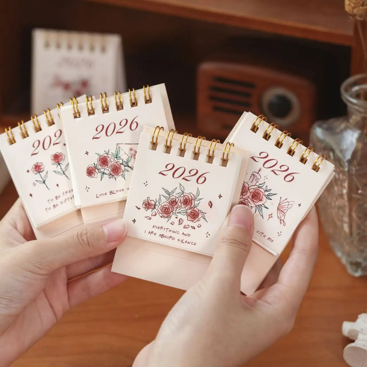 Китайско-английские календарики на 2026 год с американской системой дней недели - Сувениры (Хобби и отдых) в Ново-Ленино