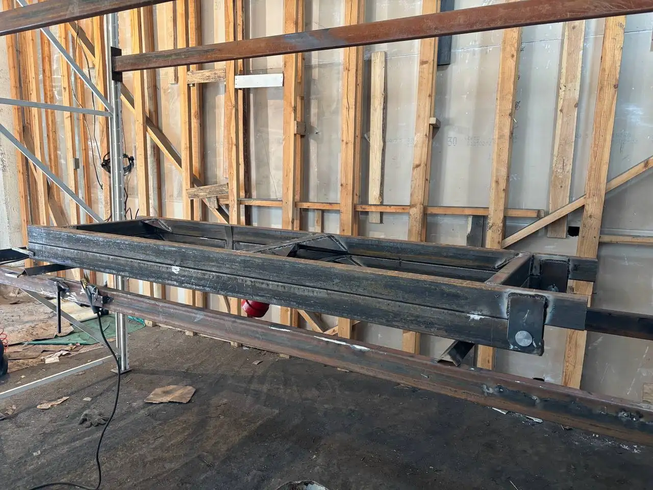 Изготовление и монтаж самосвальных установок для грузовиков - Автоуслуги (Услуги) в Зима