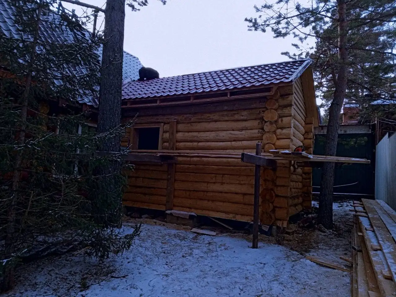 Изготовление срубов ручной рубки - Строительные услуги (Услуги) в Хомутово