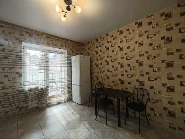 Сдам двухкомнатную квартиру на длительный срок - Дача в Иркутская область