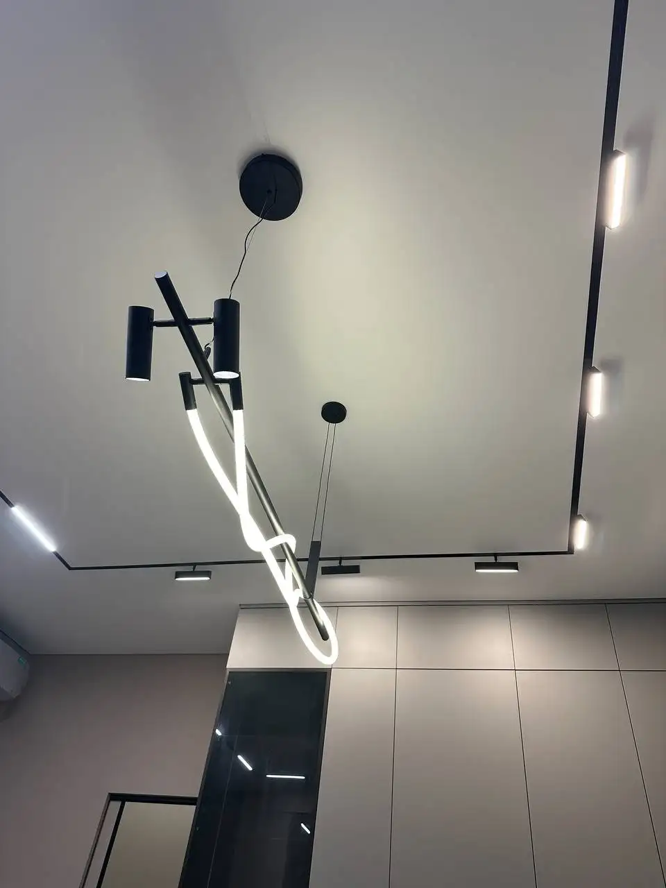 Монтаж натяжных потолков - Ремонт и отделка (Услуги) в Иркутская область