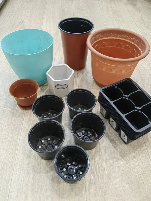 Горшки для цветов Б/У - частное объявление в Ново-Ленино