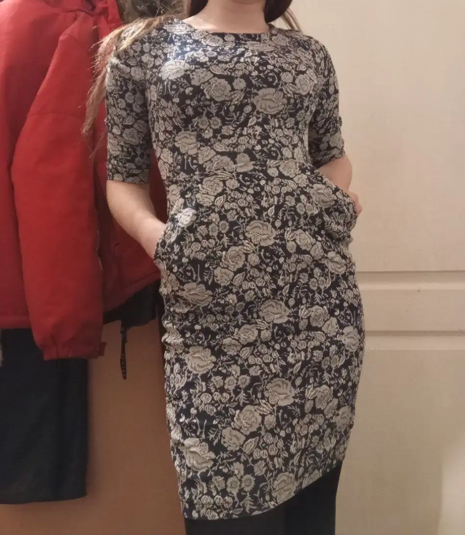 Платье с карманами размер 42-44 - Одежда в Иркутская область