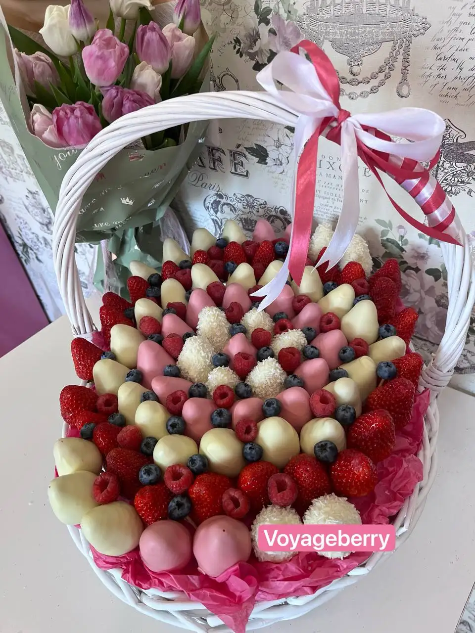 Клубника в шоколаде и десерты от VOYAGEBERRY - Товары и подарки (Услуги) в Иркутск