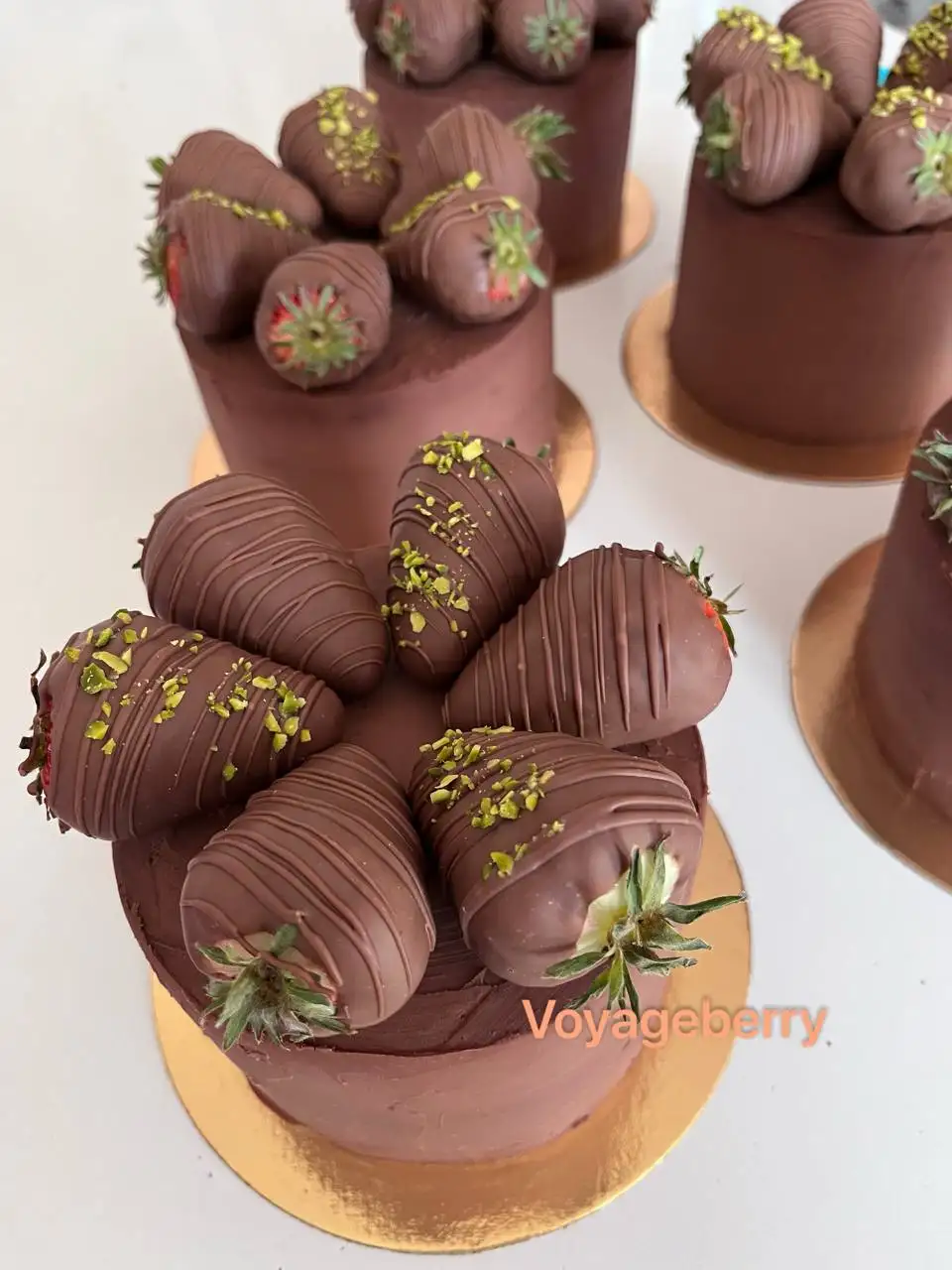 Клубника в шоколаде и десерты от VOYAGEBERRY - Товары и подарки (Услуги) в Иркутск