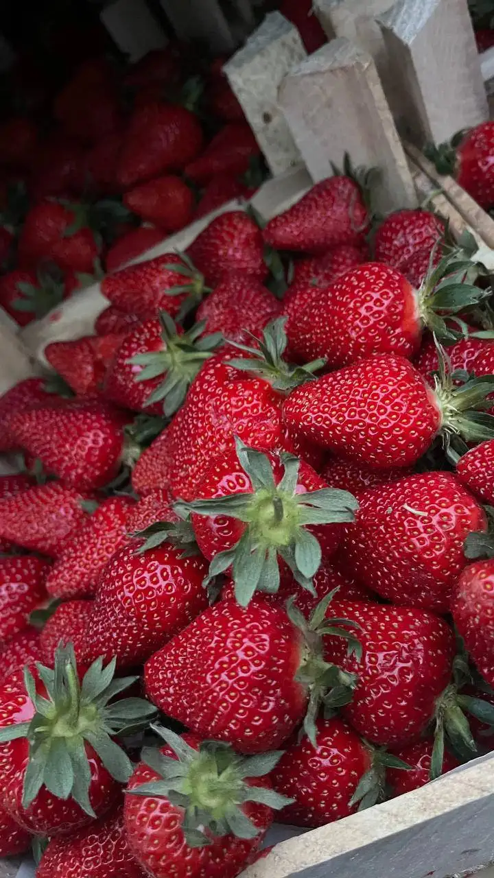 Свежая клубника в Иркутск - Продукты в Иркутск