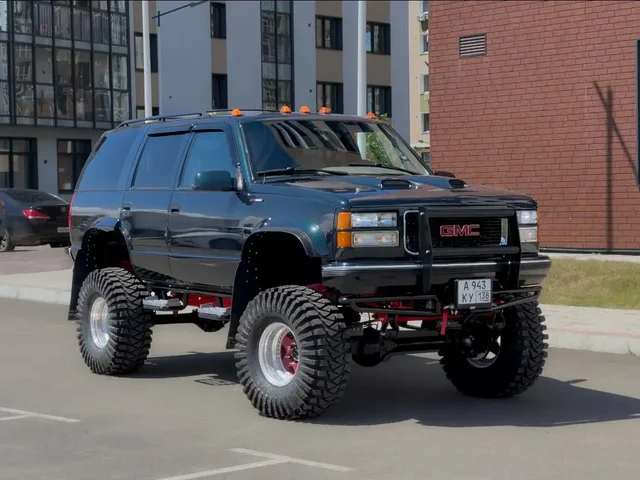 GMC-HULK - Единственная в мире полностью отреставрированная GMC Yukon - Аксессуары и запчасти в Иркутск