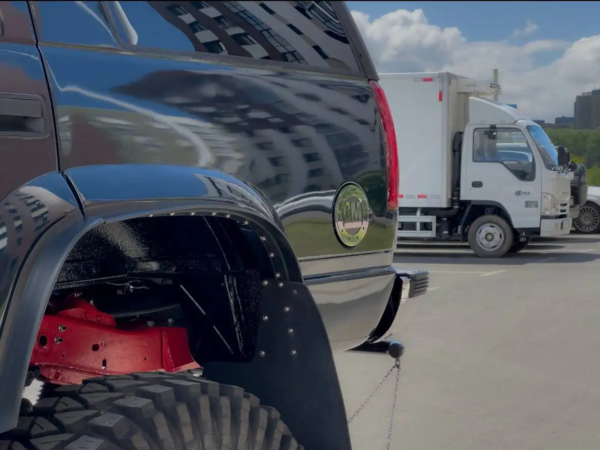 GMC-HULK - Единственная в мире полностью отреставрированная GMC Yukon - Внедорожники (Авто) в Иркутск
