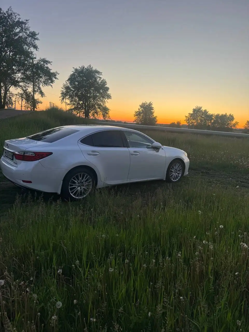 Lexus ES 2014 - Легковые автомобили (Авто) в Иркутск