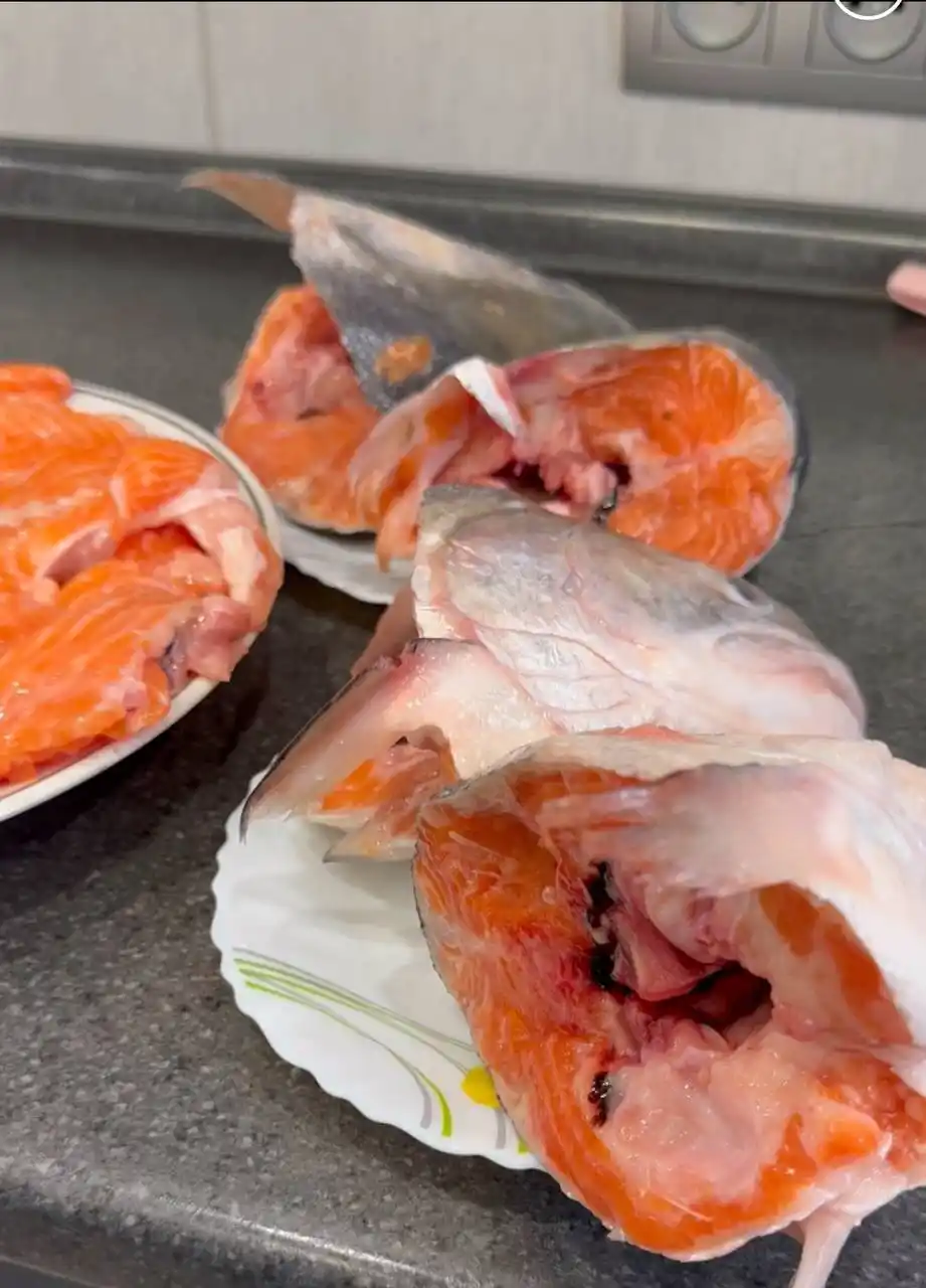 Продам семгу и рыжиковое масло