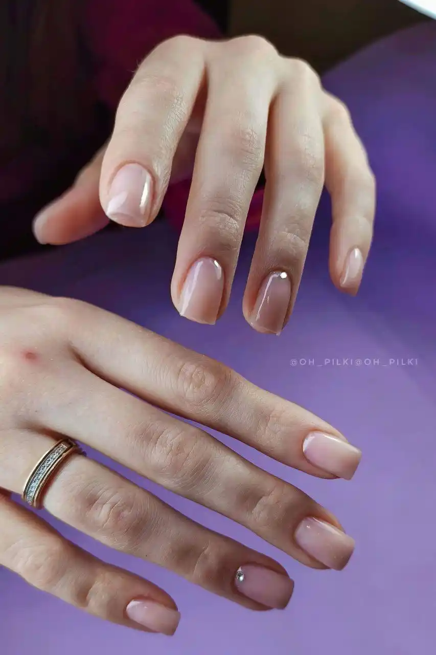 Маникюр с укреплением твёрдый гель