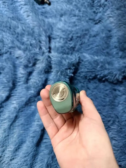 Аккумулятор AGM B100 - Значки в Екатеринбург