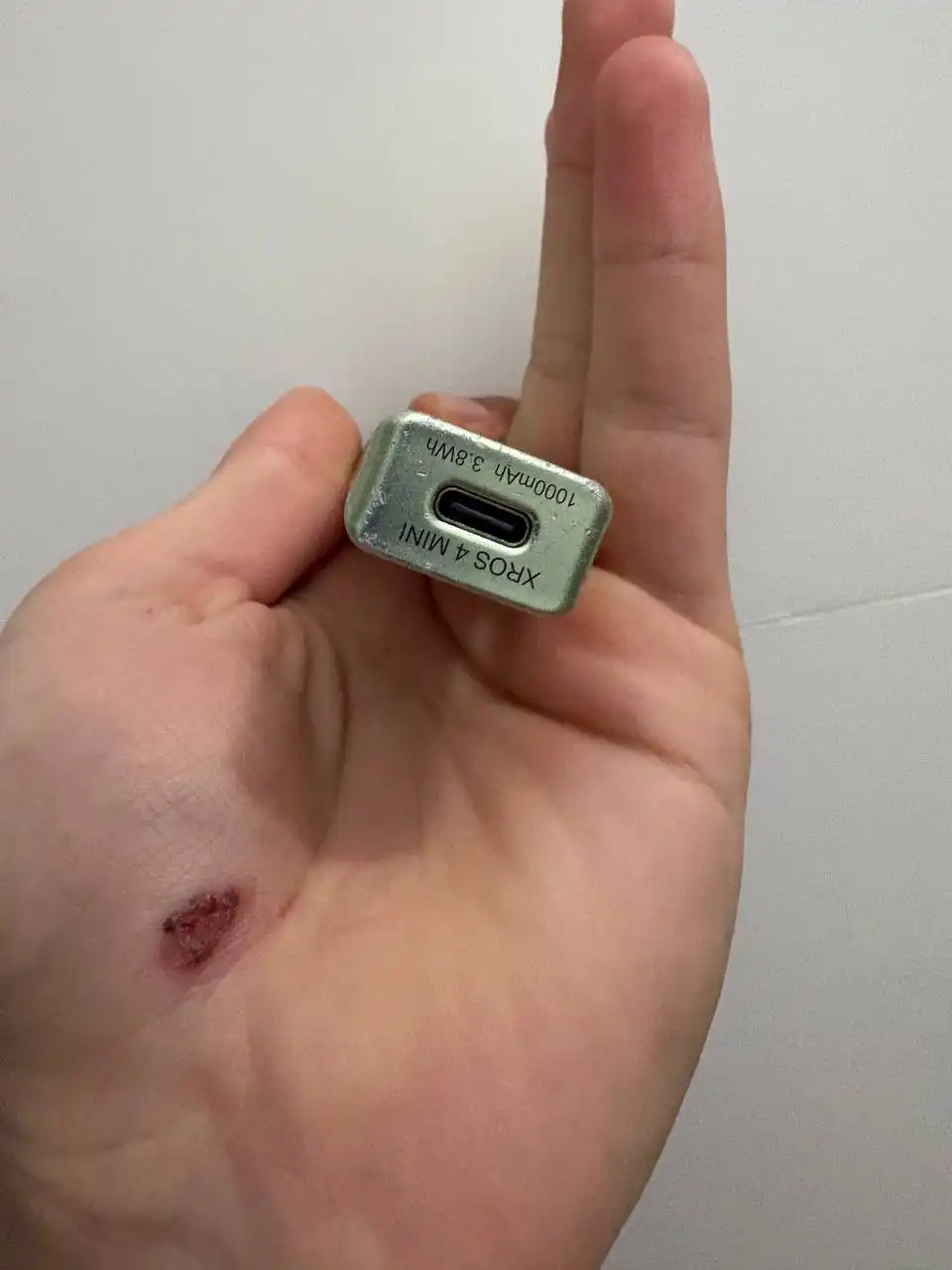 Продам Икс рос 4 мини