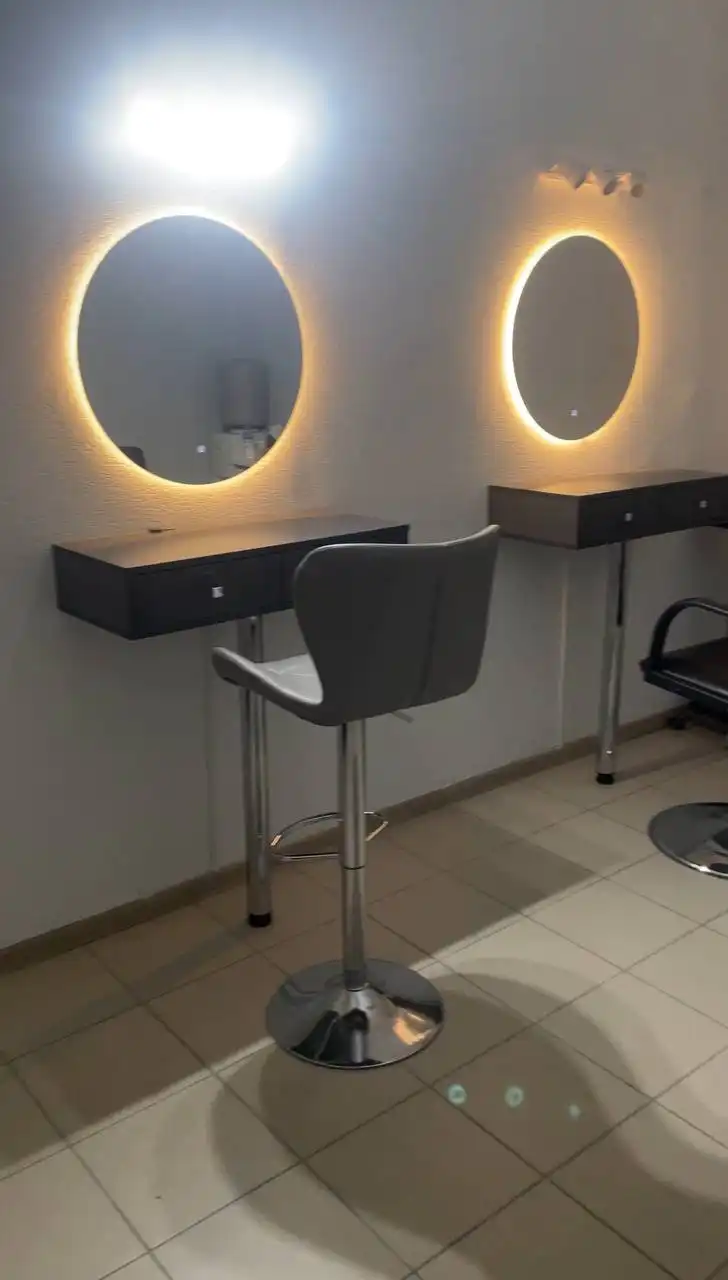 Продажа мебели и оборудования для салона красоты