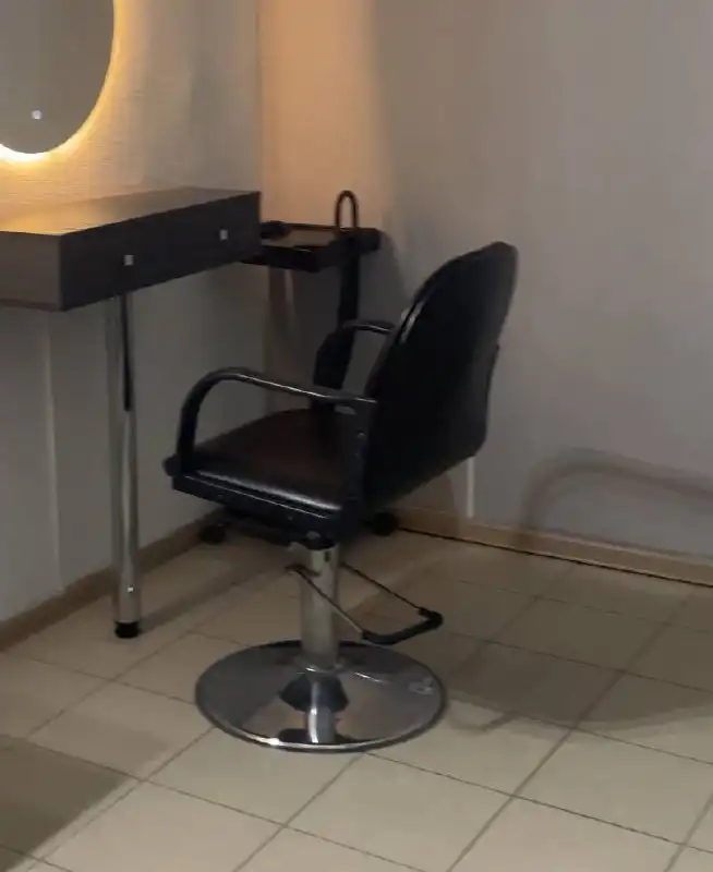 Продажа мебели и оборудования для салона красоты