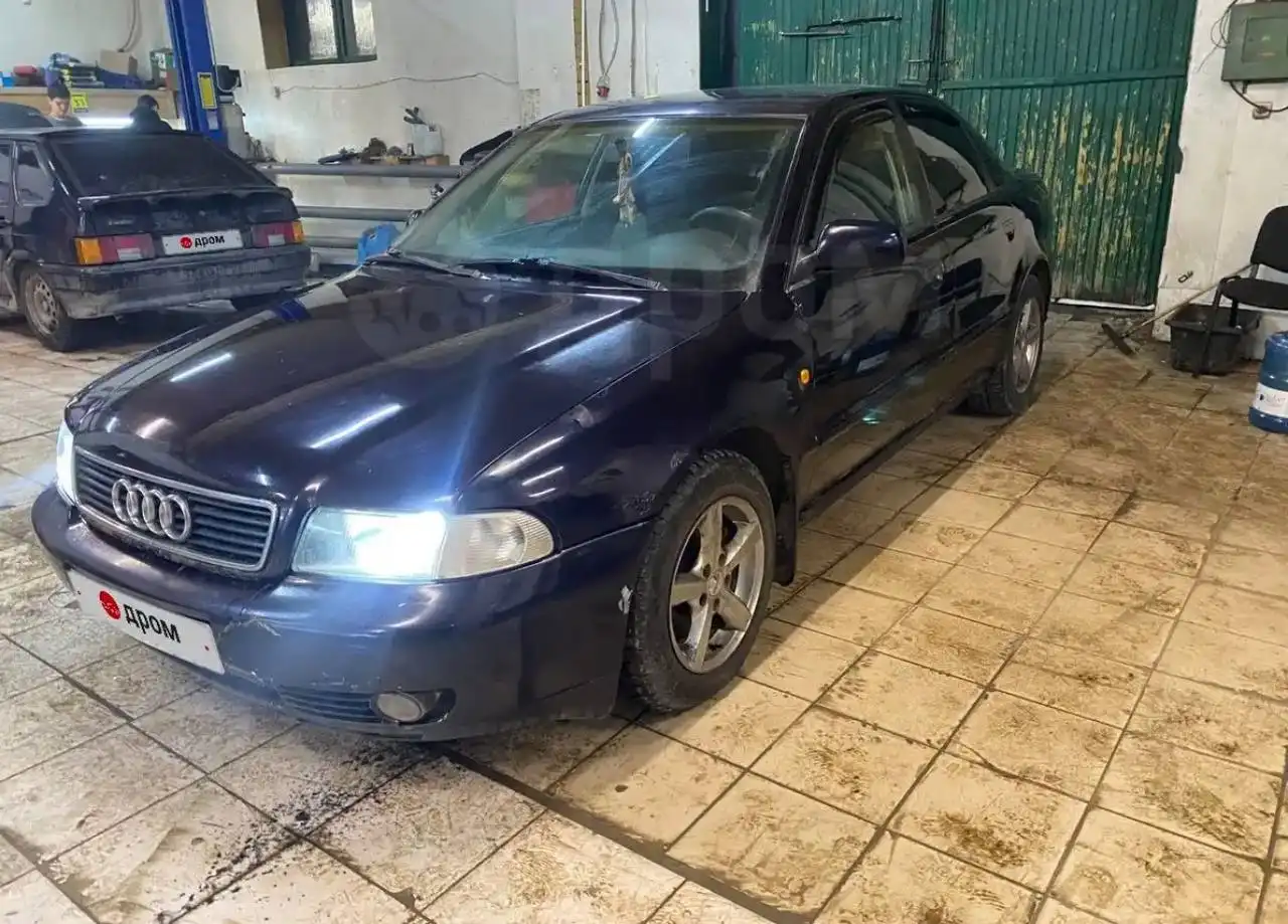 Audi A4 B5 1.6 MT на ходу с зимней резиной - Легковые автомобили (Авто) в Уфа