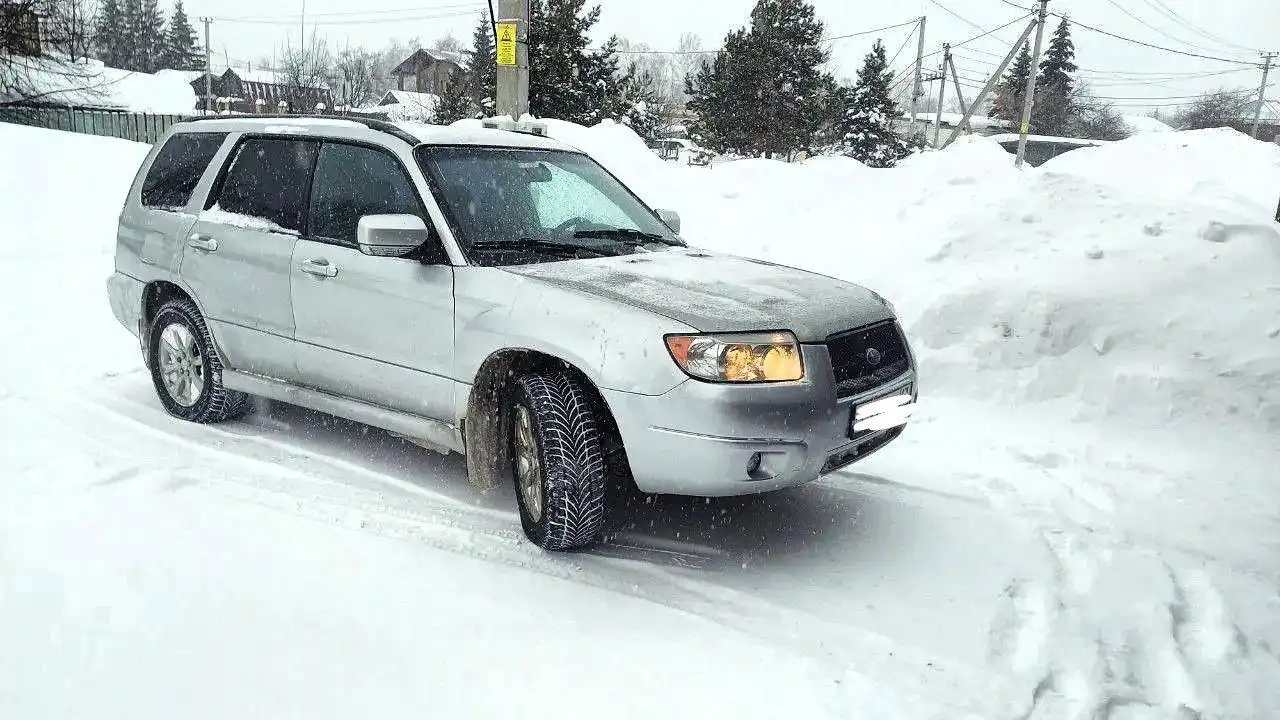 Subaru Forester 2.0 AT 2006 - Легковые автомобили (Авто) в Казань