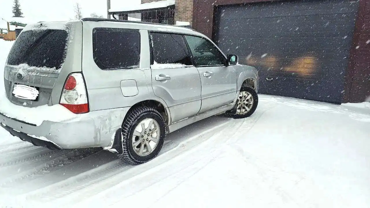 Subaru Forester 2.0 AT 2006 - Легковые автомобили (Авто) в Казань