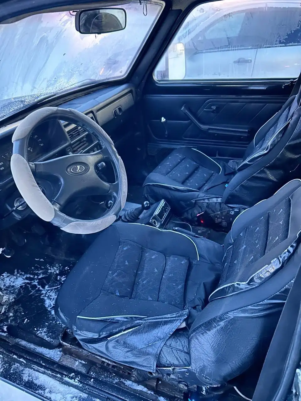 Продажа Нива 4x4 2001 года - Внедорожники (Авто) в Уфа