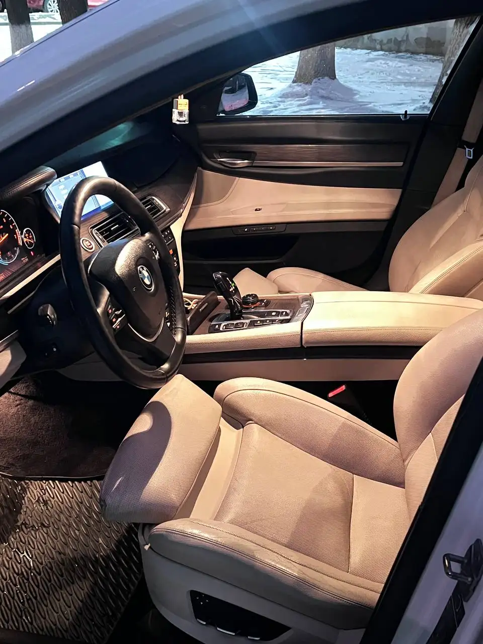 BMW 7 2009 года в идеальном состоянии - Легковые автомобили (Авто) в Уфа