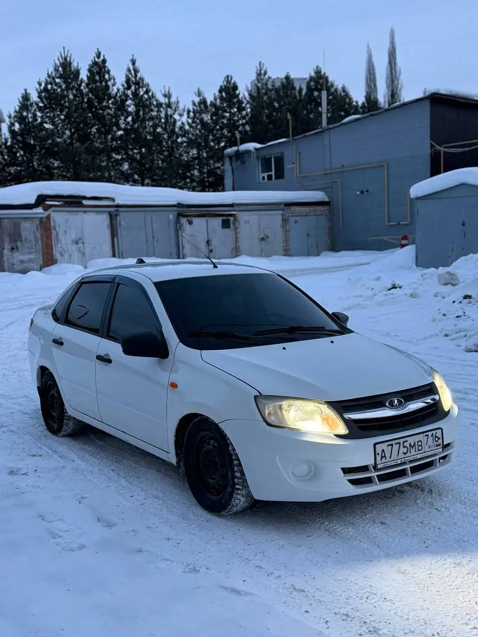 Продажа Лада Гранта 2016 года выпуска - Легковые автомобили (Авто) в Уфа