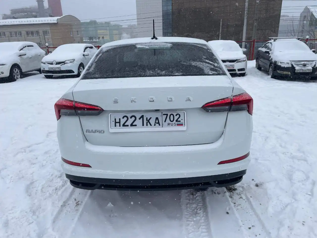 Продажа автомобиля SKODA RAPID 2021 года - Легковые автомобили (Авто) в Уфа