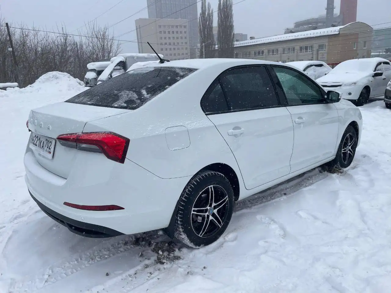 Продажа автомобиля SKODA RAPID 2021 года - Легковые автомобили (Авто) в Уфа