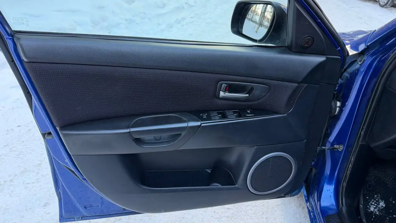 Продается Mazda 3 2007 года, максимальная комплектация - Легковые автомобили (Авто) в Набережные Челны