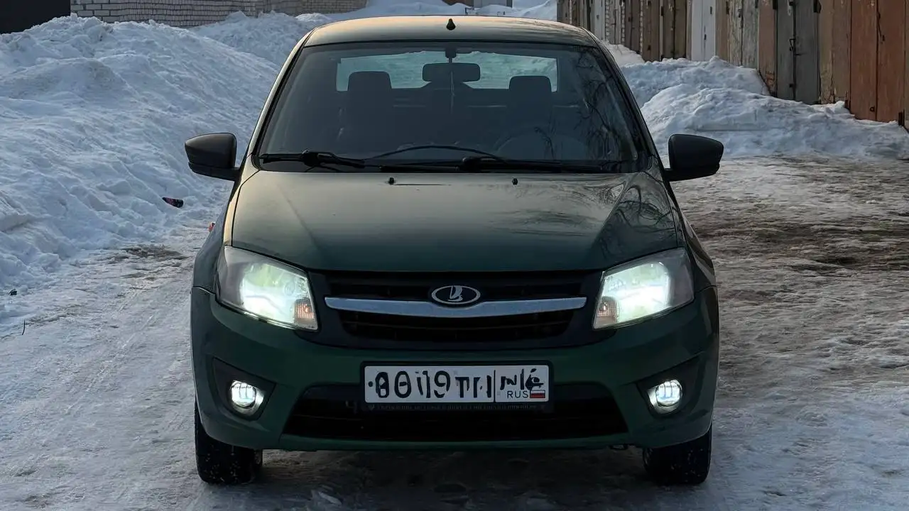 Продажа Lada Granta 2015 года в Стерлитамаке - Легковые автомобили (Авто) в Стерлитамак