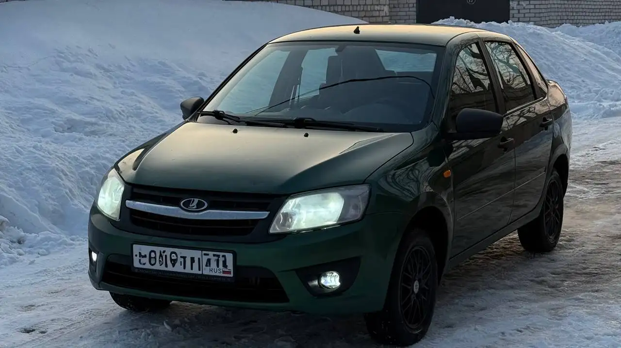 Продажа Lada Granta 2015 года в Стерлитамаке - Легковые автомобили (Авто) в Стерлитамак