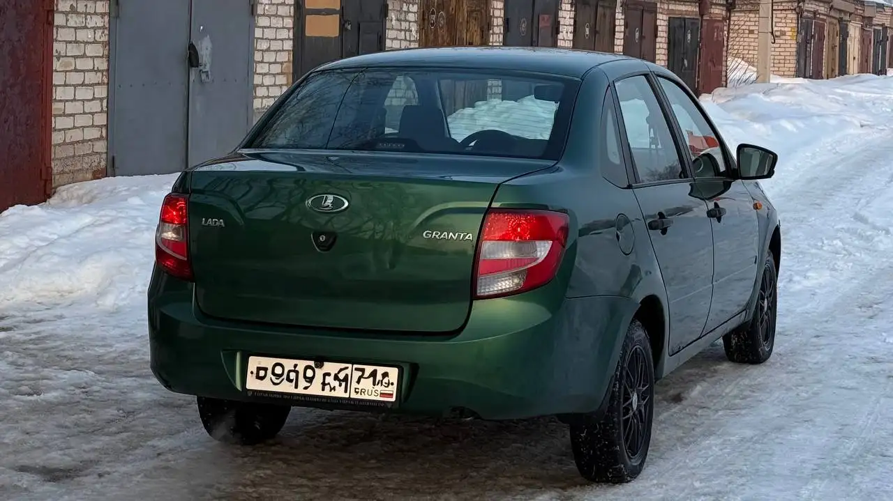 Продажа Lada Granta 2015 года в Стерлитамаке - Легковые автомобили (Авто) в Стерлитамак