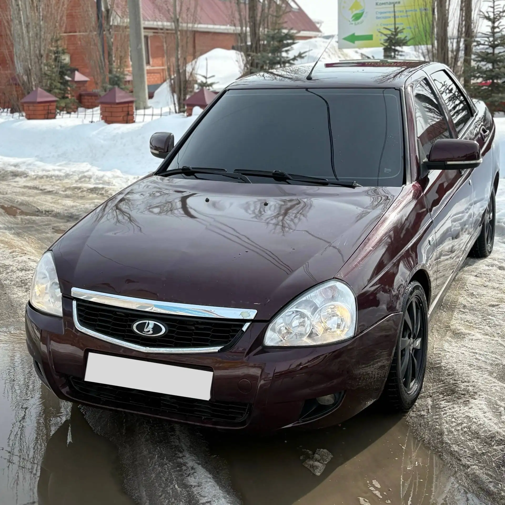 Продам Lada Priora 2 2014 года в цвете Портвейн - Легковые автомобили (Авто) в Стерлитамак