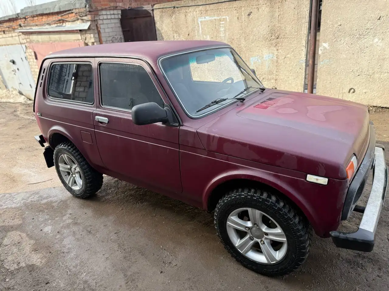 Продажа автомобиля Нива 2011 года в отличном состоянии - Легковые автомобили (Авто) в Уфа