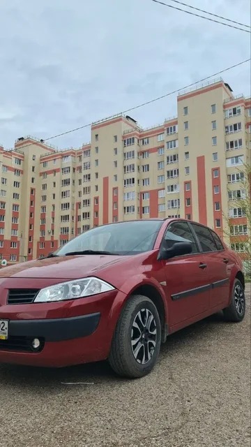 Renault Megane 2 1.6 16кл 2005 года - Lada Priora в Стерлитамак