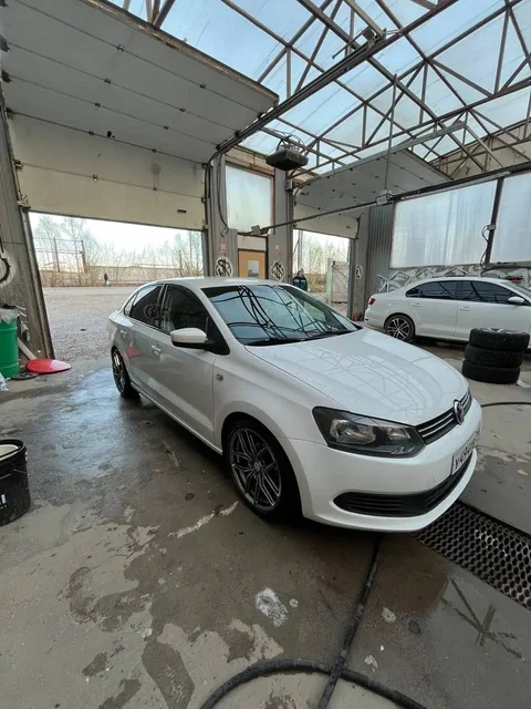 Toyota Land Cruiser Prado 2013 года, 3 хозяйства, пробег 259000 км - Внедорожник/кроссовер в Уфа