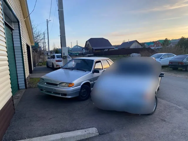 Дно, пороги, стаканы идеал, мотор капиталился, салон хороший - Авто в Уфа