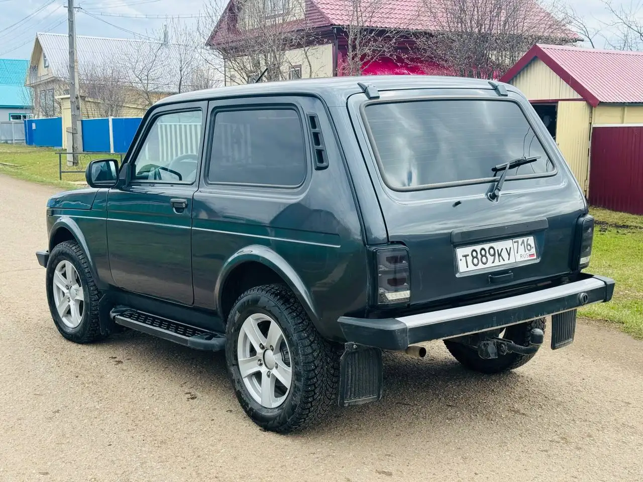 Лада Нива 2021 в цвете Борнео, одна хозяин, 90 000 км - Легковые автомобили (Авто) в Неизвестно