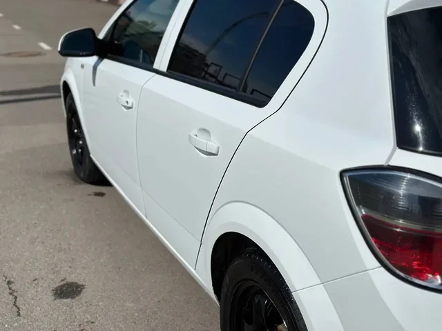 Opel Astra H рестайлинг 2011 - Авто в Нижнекамск