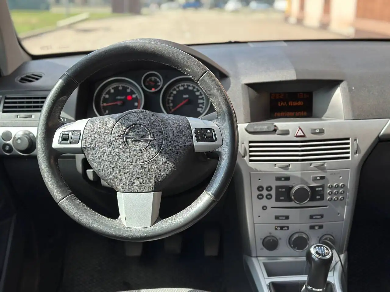Opel Astra H рестайлинг 2011 - Легковые автомобили (Авто) в Нижнекамск