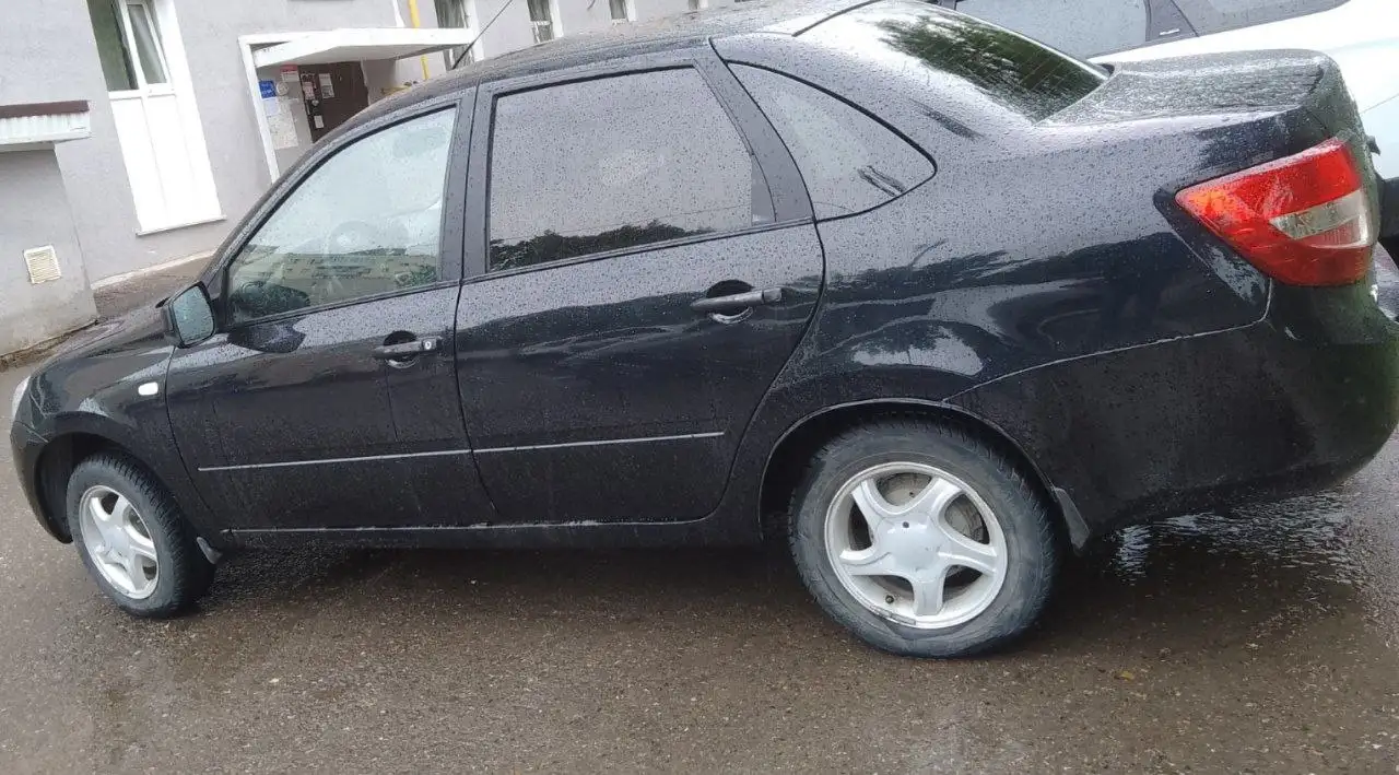 Lada Granta 2013 года - Авто в Уфа