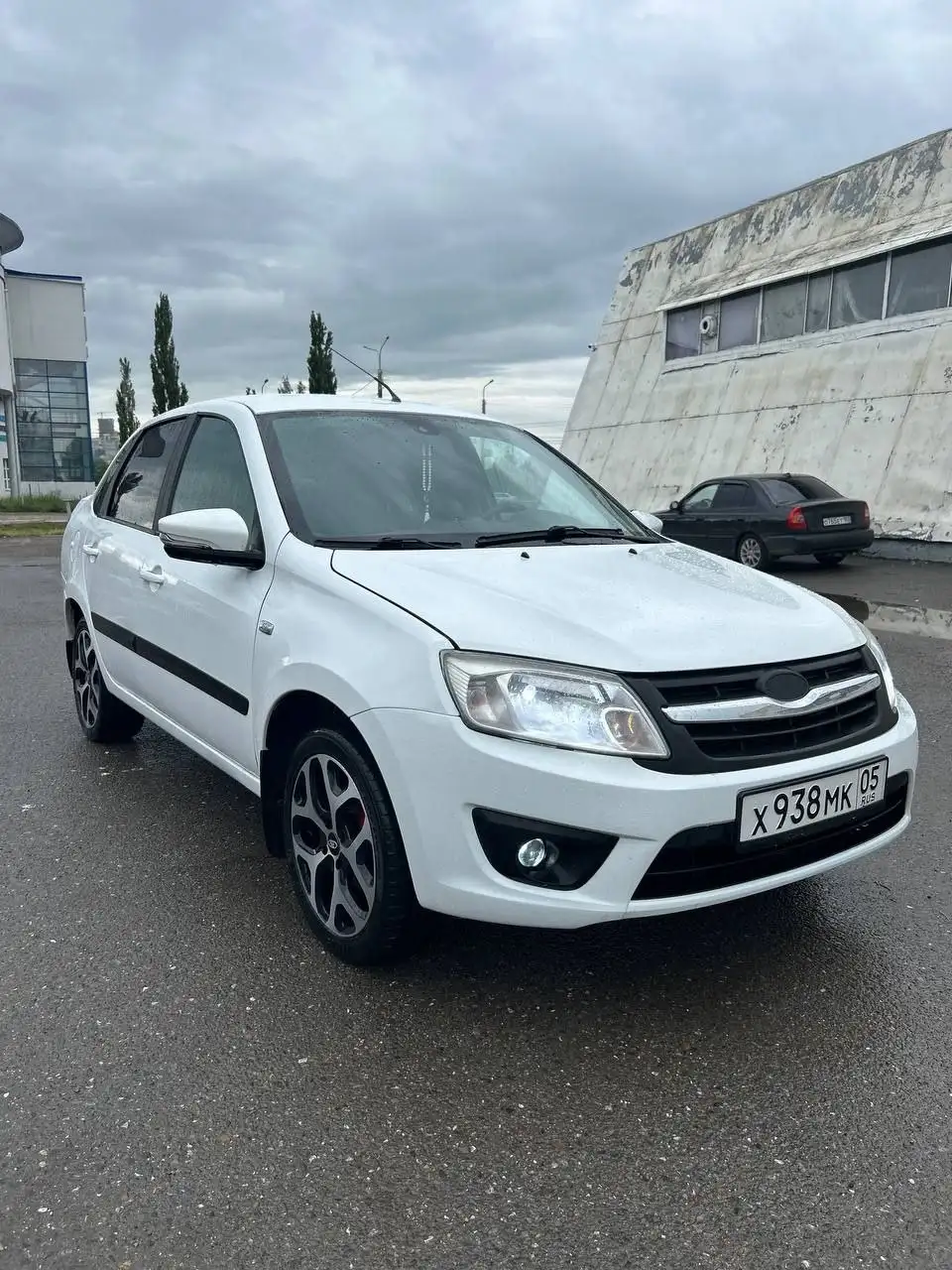 Лада Гранта 2015 - Легковые автомобили (Авто) в Уфа
