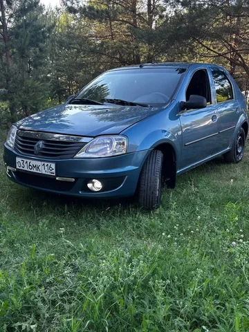 Рено Логан 2011 - Легковые авто в Набережные Челны